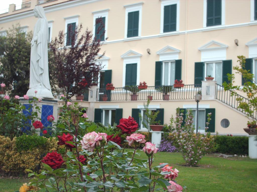 Villa Maria Cristina Brando Rome Exterior photo